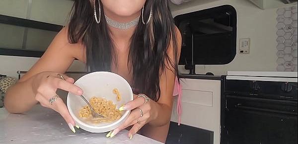  Crazy bitch shoots milk into her asshole and makes cereal with it
